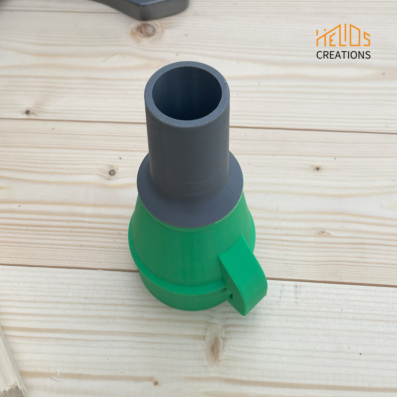 Hose Adapter for Hikoki C3610DRA & C8FSHG Mitre Chop Saws to Numatic extractors, Henry Vacuum family